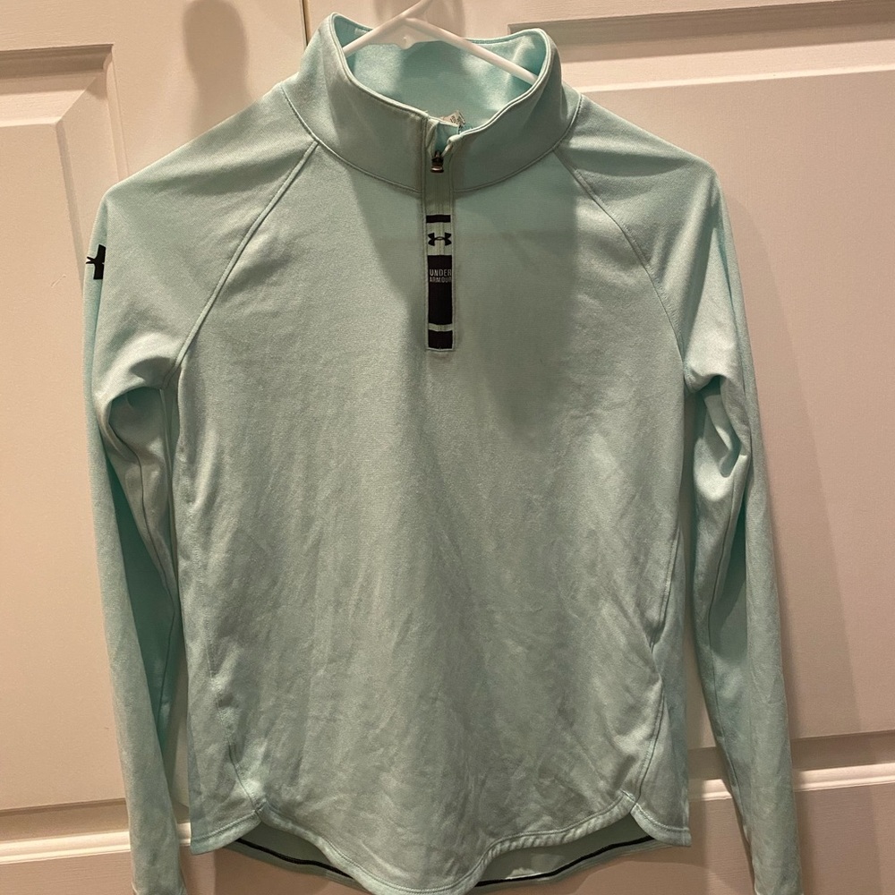 Girls Under Armour 1/4 zip. Size large.